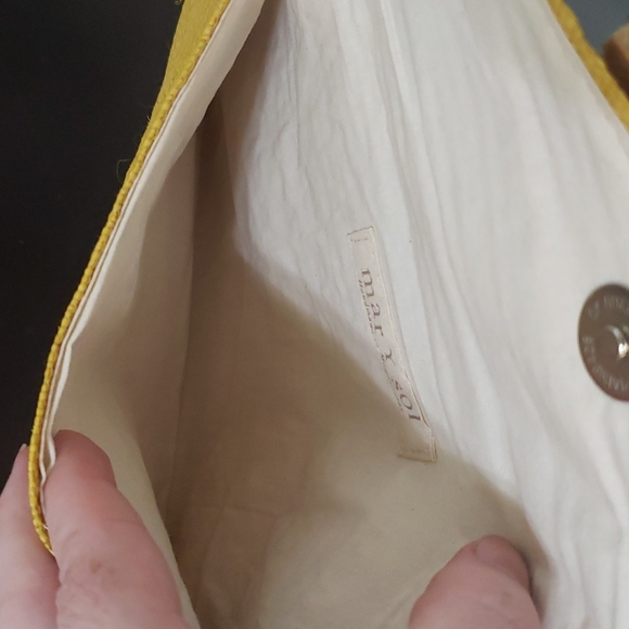 Mar Y Sol Woven Clutch - Picture 4 of 7